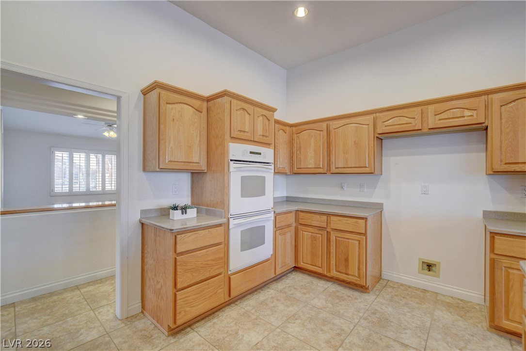 Photo 27 of 79, 2900 Hawksdale Drive