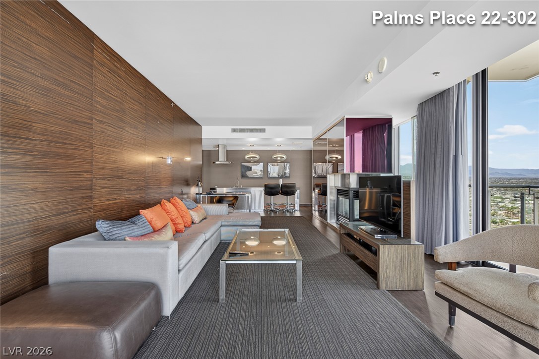 Photo 16 of 85, 4381 W Flamingo Road #2202_2204