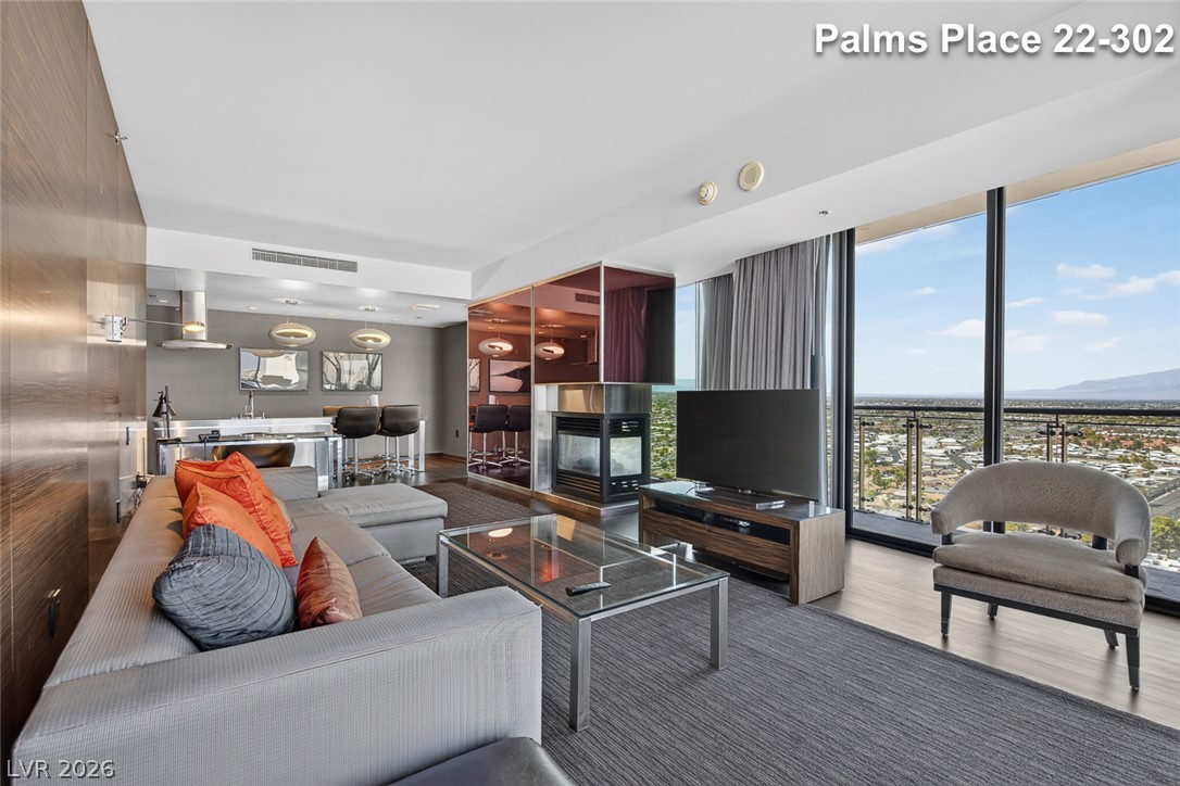Photo 17 of 85, 4381 W Flamingo Road #2202_2204