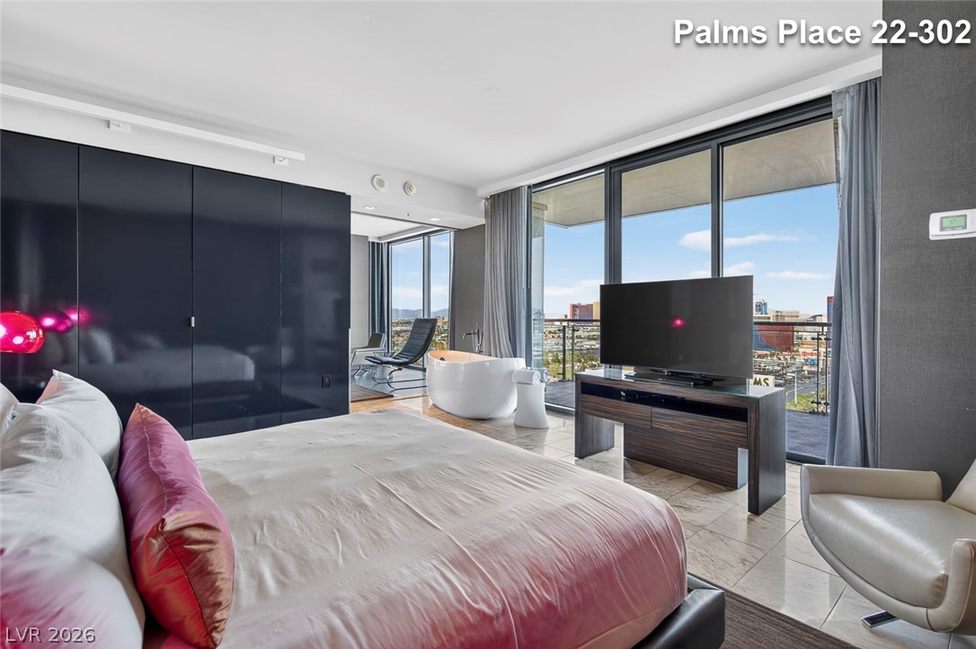 Photo 22 of 85, 4381 W Flamingo Road #2202_2204