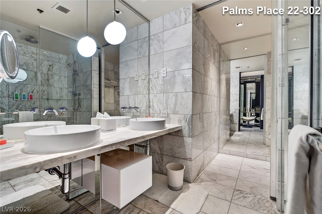 Photo 24 of 85, 4381 W Flamingo Road #2202_2204
