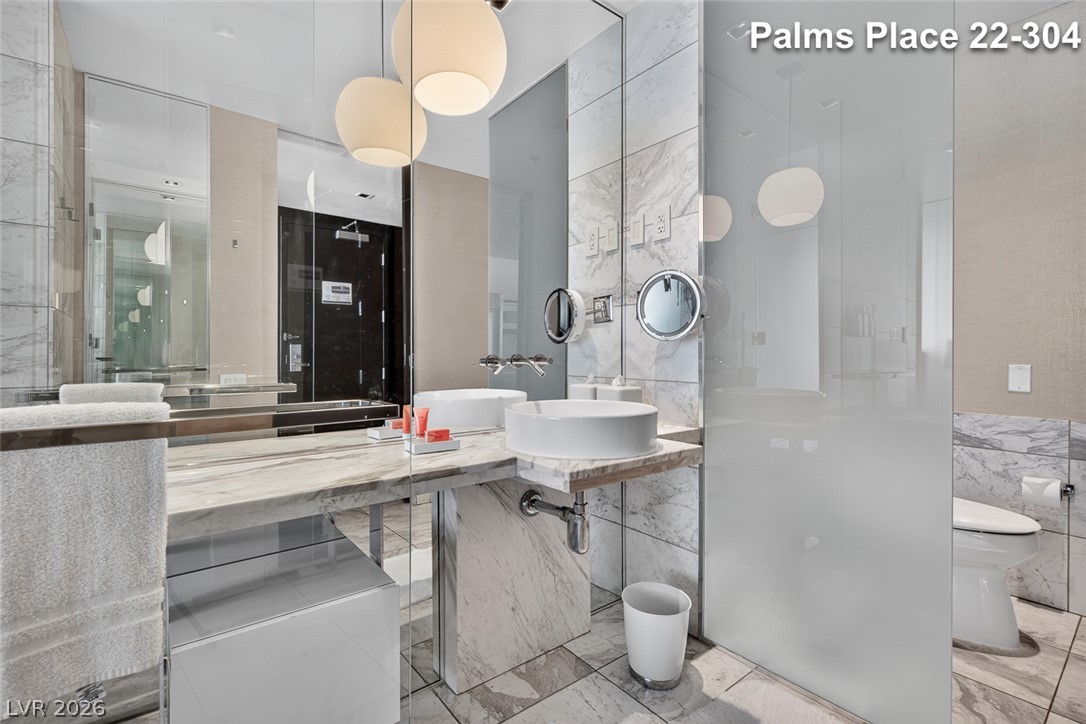 Photo 69 of 85, 4381 W Flamingo Road #2202_2204