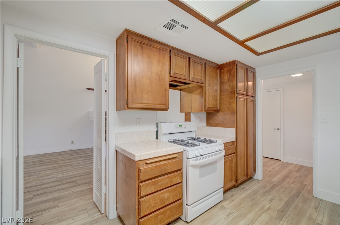 Photo 15 of 47, 2775 Durness Court