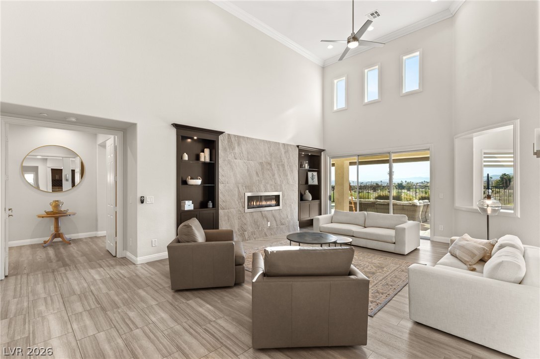 Photo 8 of 39, 11305 Golden Chestnut Place