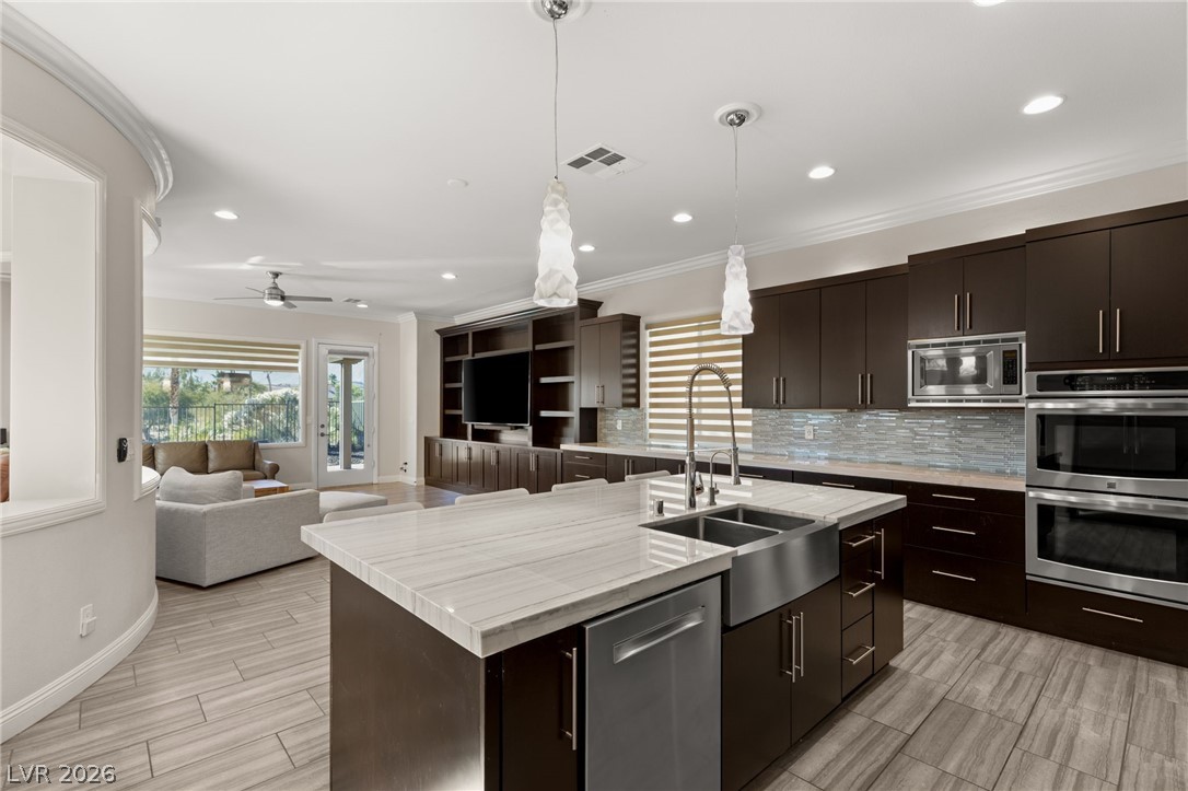 Photo 13 of 39, 11305 Golden Chestnut Place