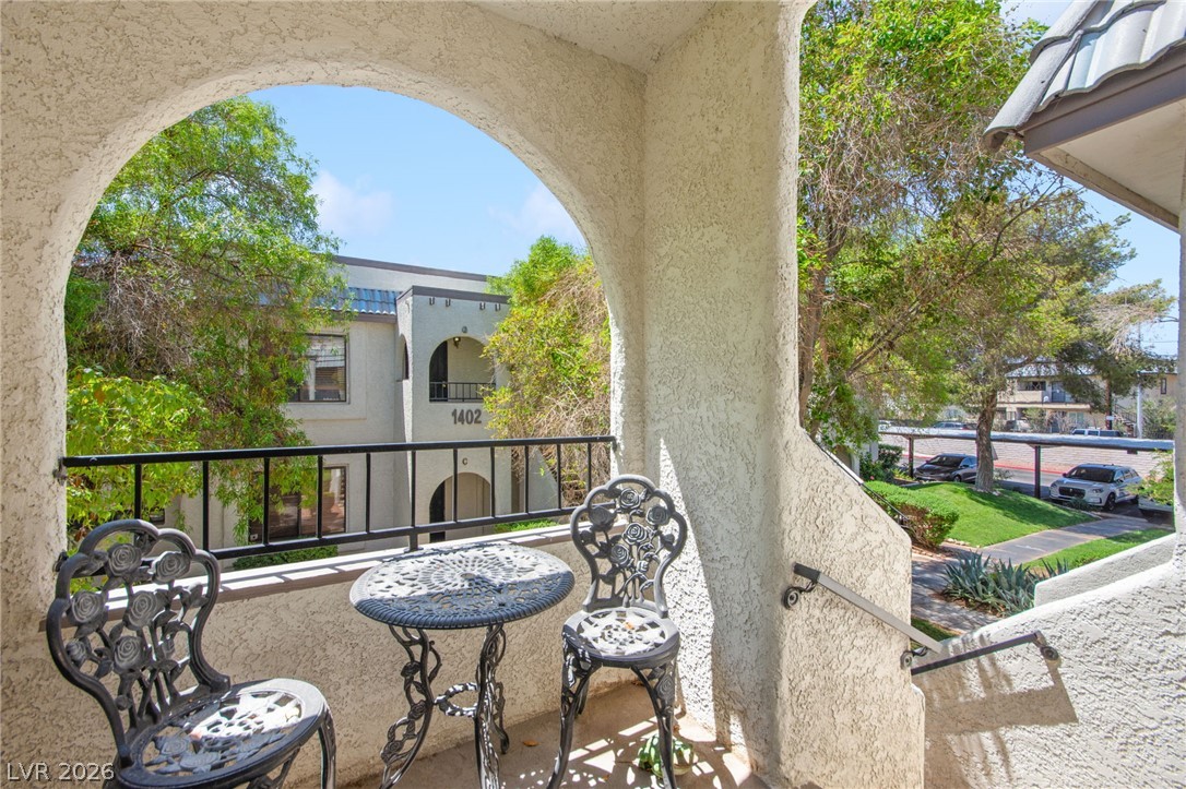 Photo 4 of 1400 Santa Margarita Street #H