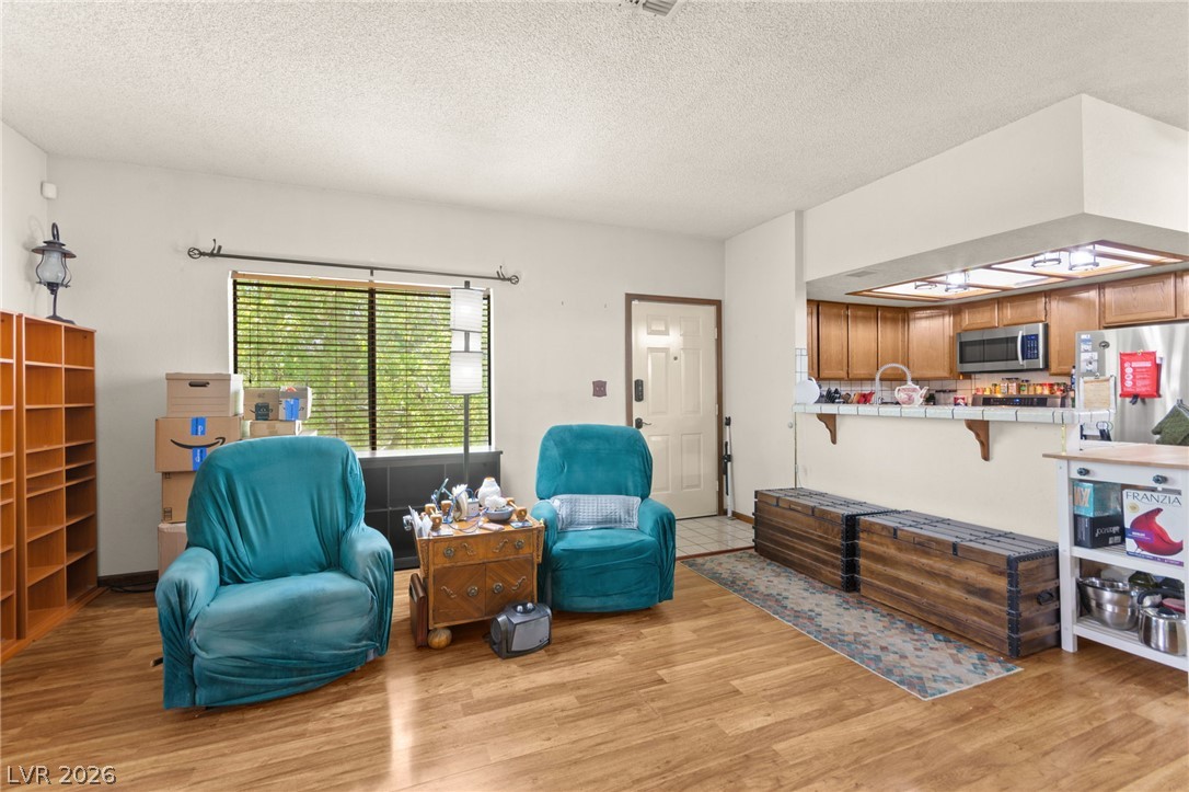 Photo 8 of 29, 1400 Santa Margarita Street #H