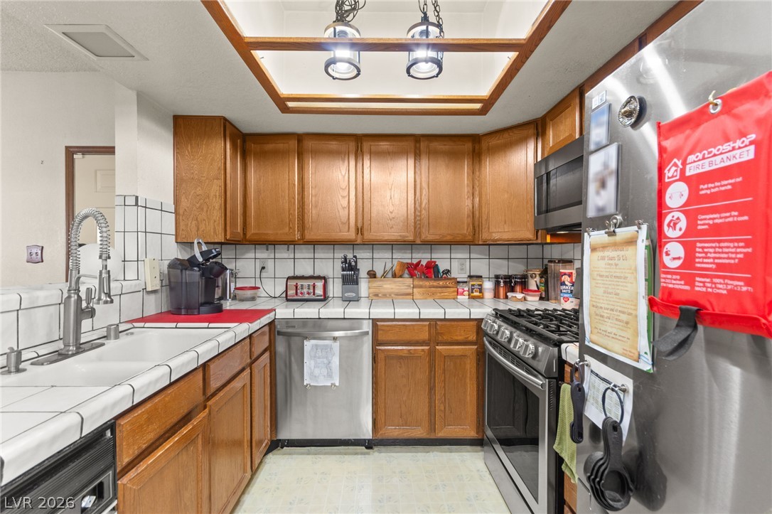 Photo 11 of 29, 1400 Santa Margarita Street #H