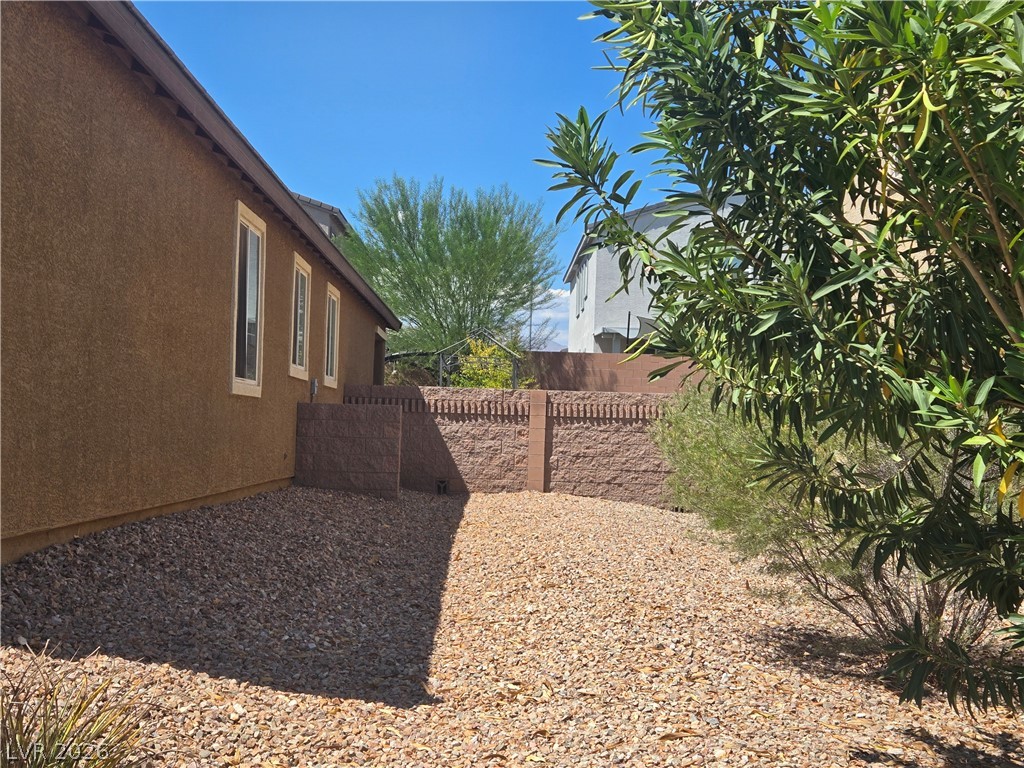 Photo 2 of 2804 Graceful Grove Avenue