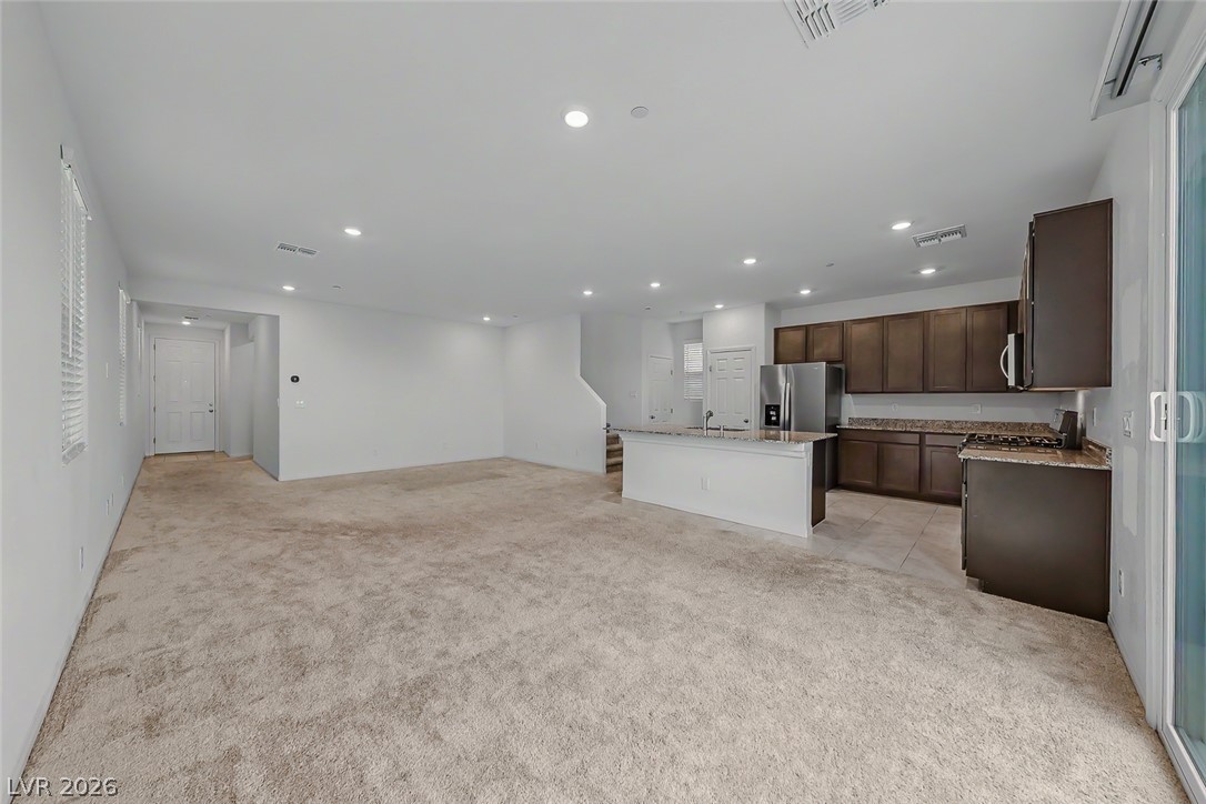 Photo 10 of 73, 3744 Frattina Avenue