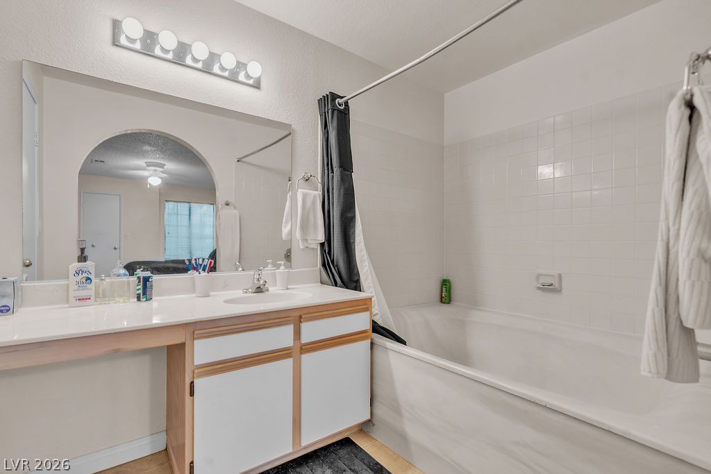 Photo 13 of 38, 2200 S Fort Apache Road #1192