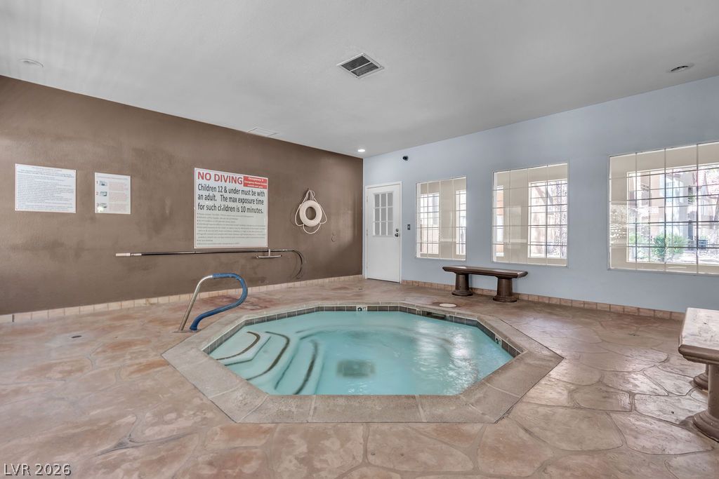 Photo 24 of 38, 2200 S Fort Apache Road #1192