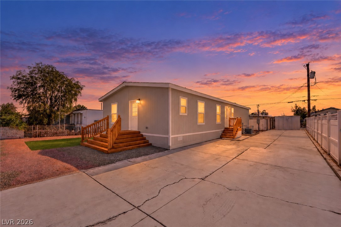 2253 Clinton Lane, Las Vegas