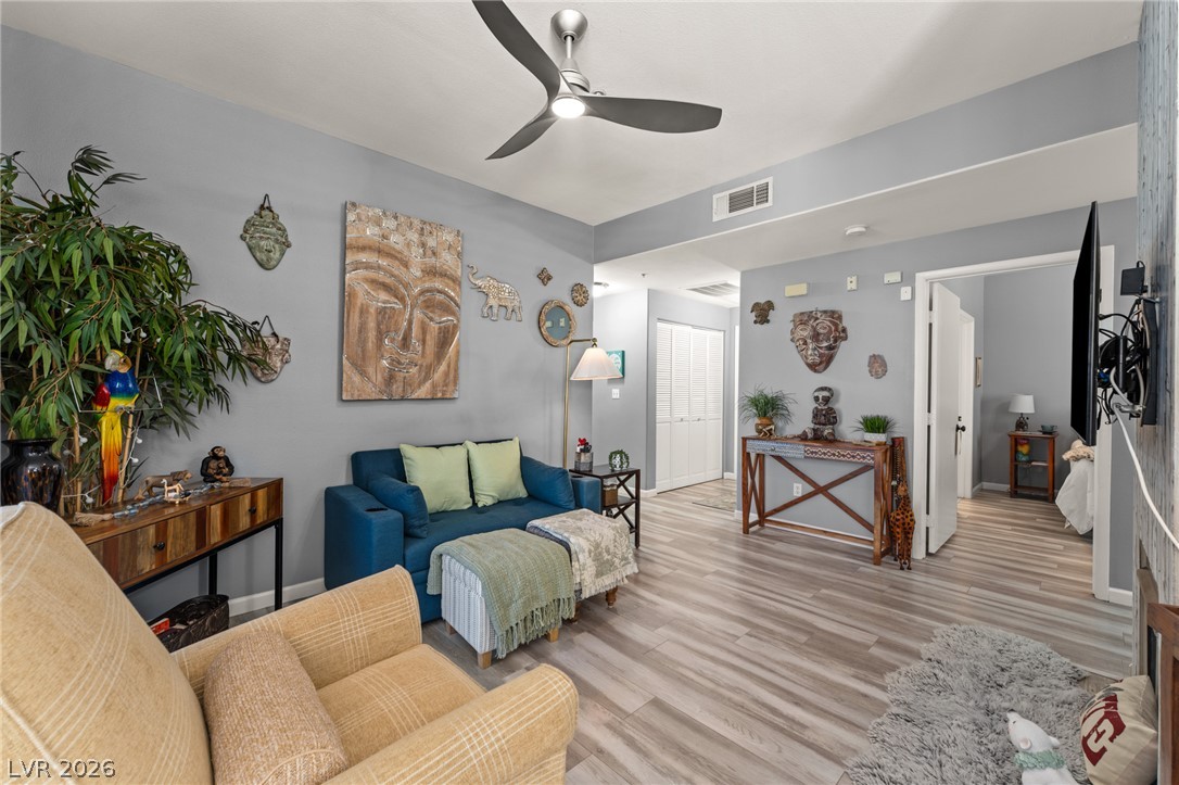 Photo 12 of 23, 9050 W Warm Springs Road #1099