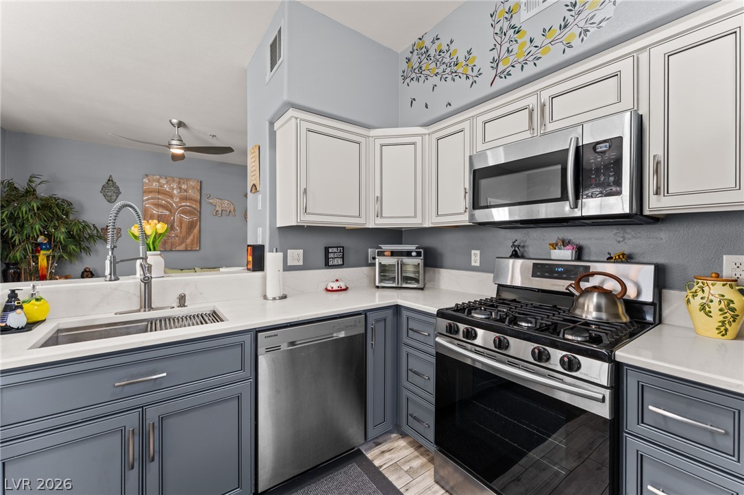 Photo 7 of 23, 9050 W Warm Springs Road #1099