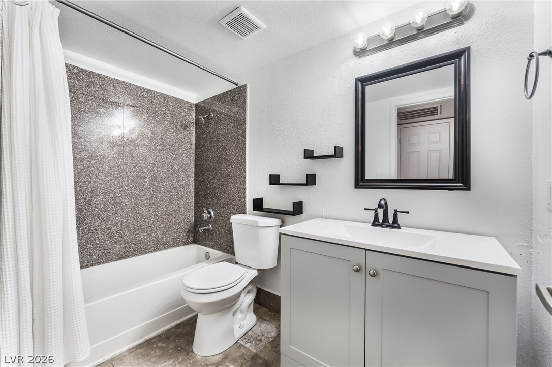 Photo 14 of 19, 2451 N Rainbow Boulevard #1003