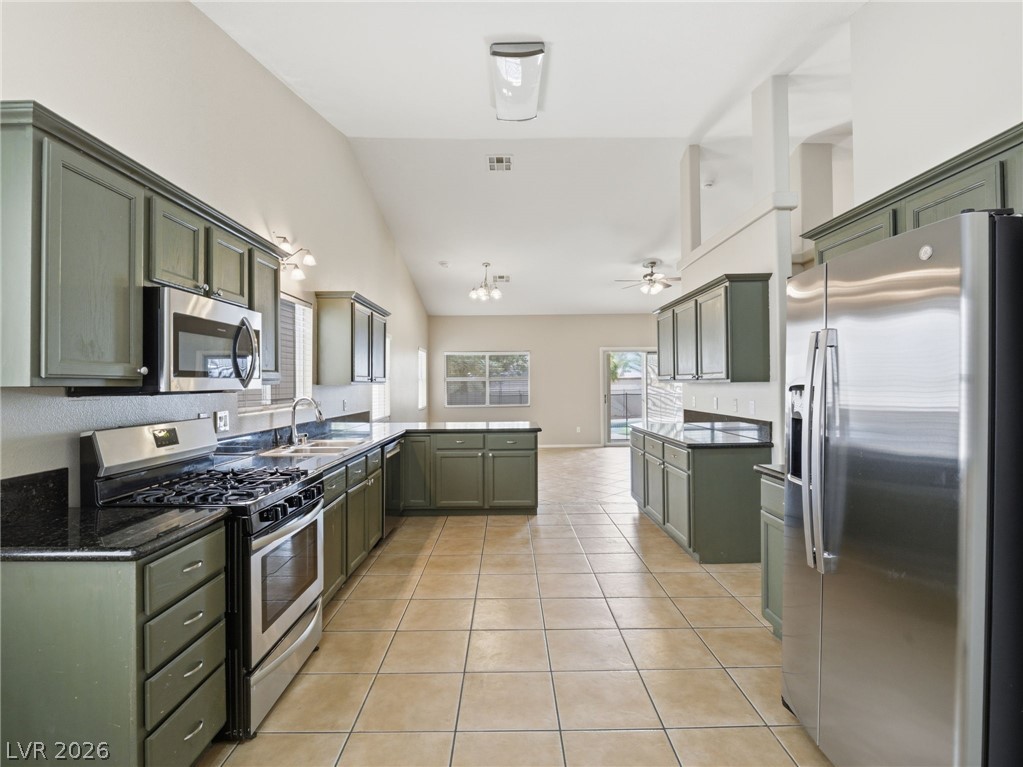 Photo 13 of 32, 48 Trailside Court