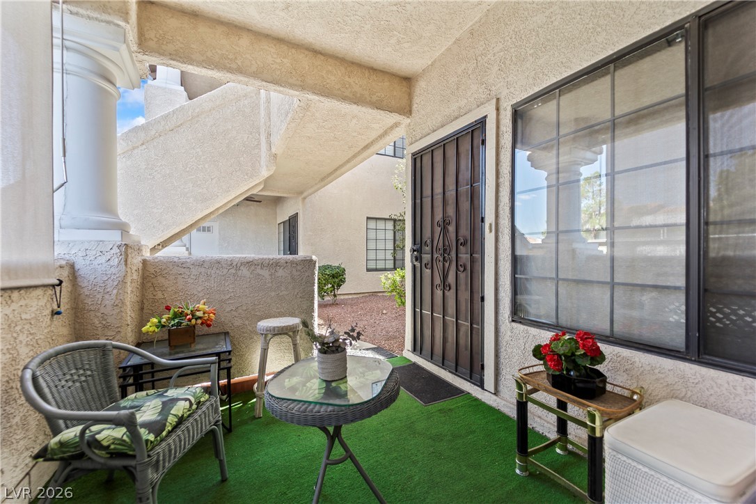 Photo 15 of 22, 1419 Santa Margarita Street #D