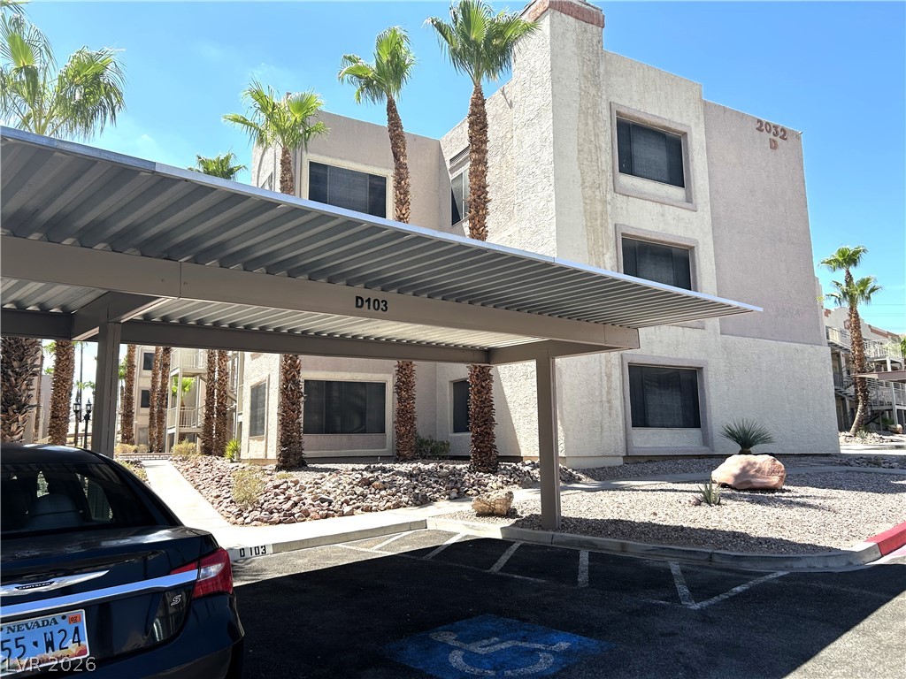 2032 Mesquite Lane #101, Laughlin