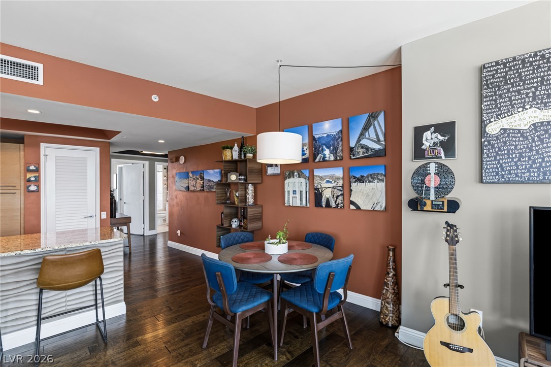 Photo 17 of 75, 222 Karen Avenue #2701