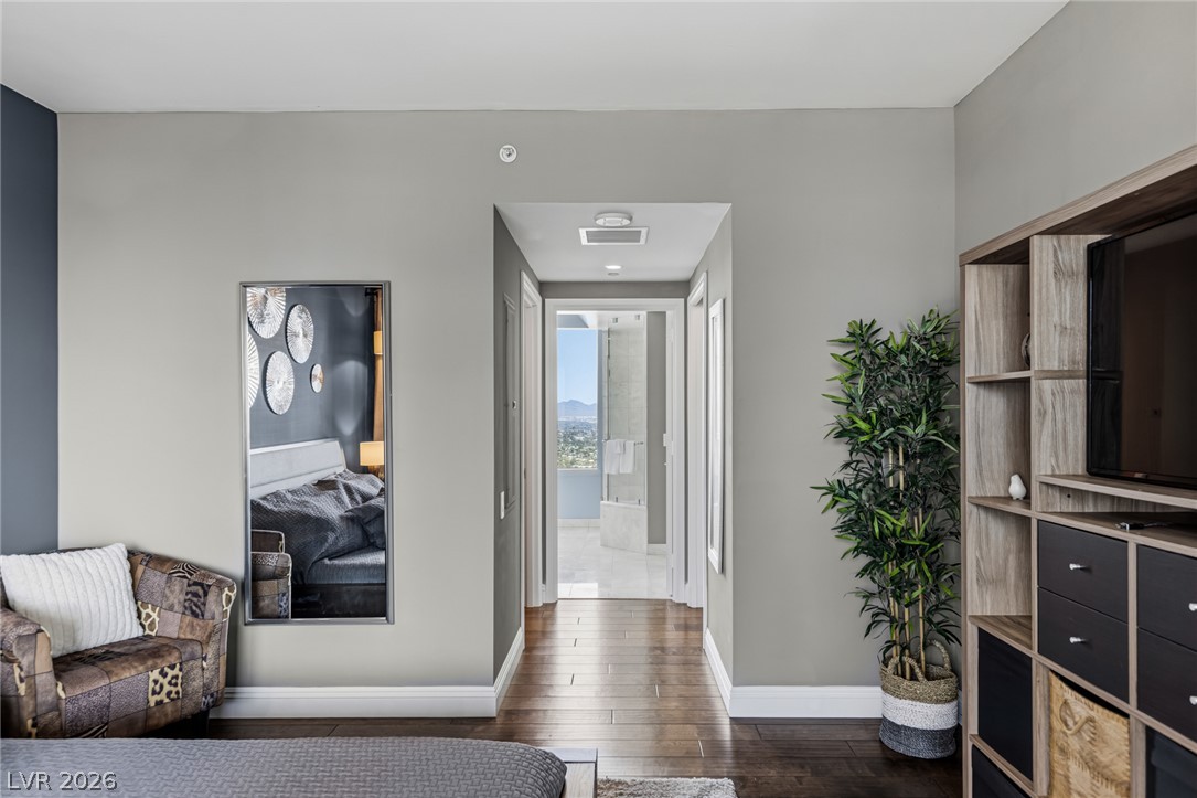 Photo 33 of 75, 222 Karen Avenue #2701