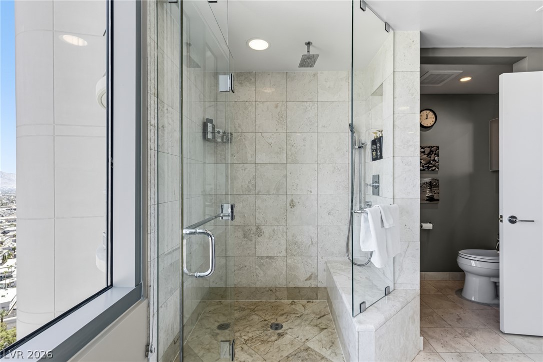 Photo 37 of 75, 222 Karen Avenue #2701