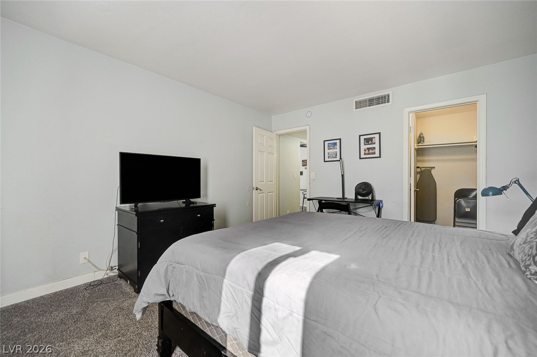 Photo 15 of 21, 1455 E Katie Avenue #D11