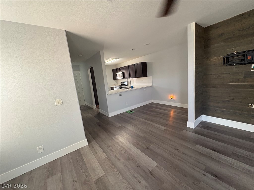 Photo 10 of 44, 7486 Vernal Street