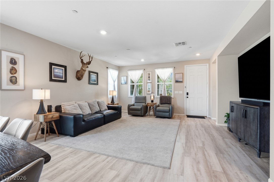 Photo 4 of 1120 Frye Mesa Avenue