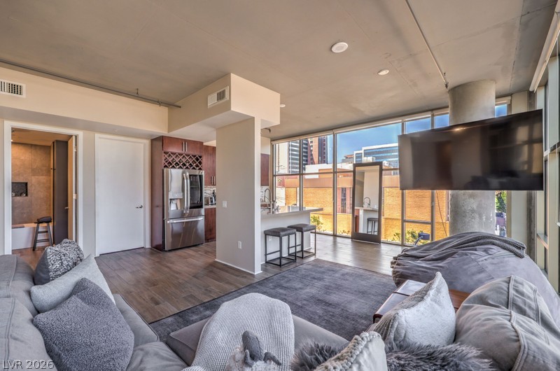 Photo 9 of 29, 353 E Bonneville Avenue #379