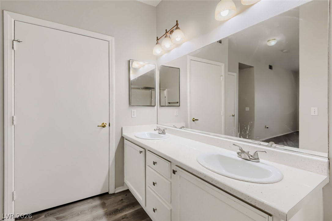 Photo 31 of 33, 3400 Cabana Drive #2127