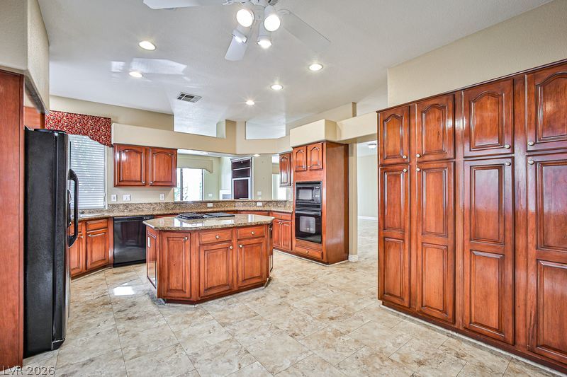 Photo 10 of 29, 8757 Carlitas Joy Court