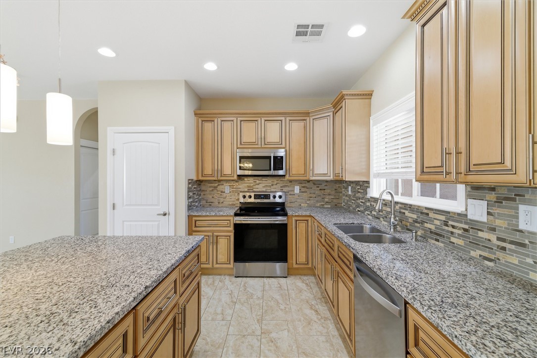 Photo 14 of 31, 4800 Honey Locust Drive