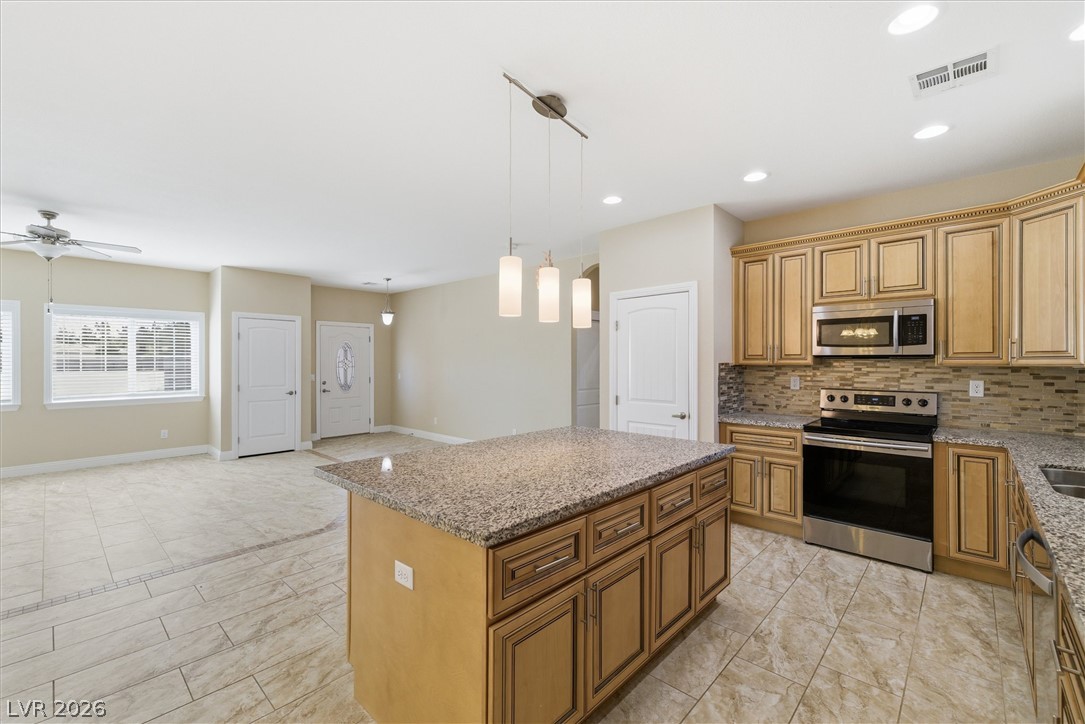 Photo 15 of 31, 4800 Honey Locust Drive