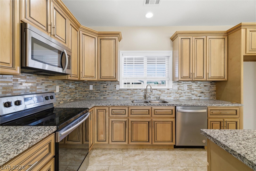 Photo 17 of 31, 4800 Honey Locust Drive