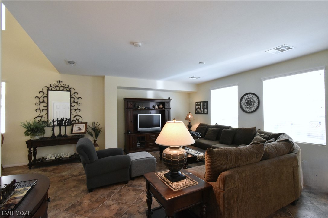 Photo 5 of 6153 Pine Banks Court