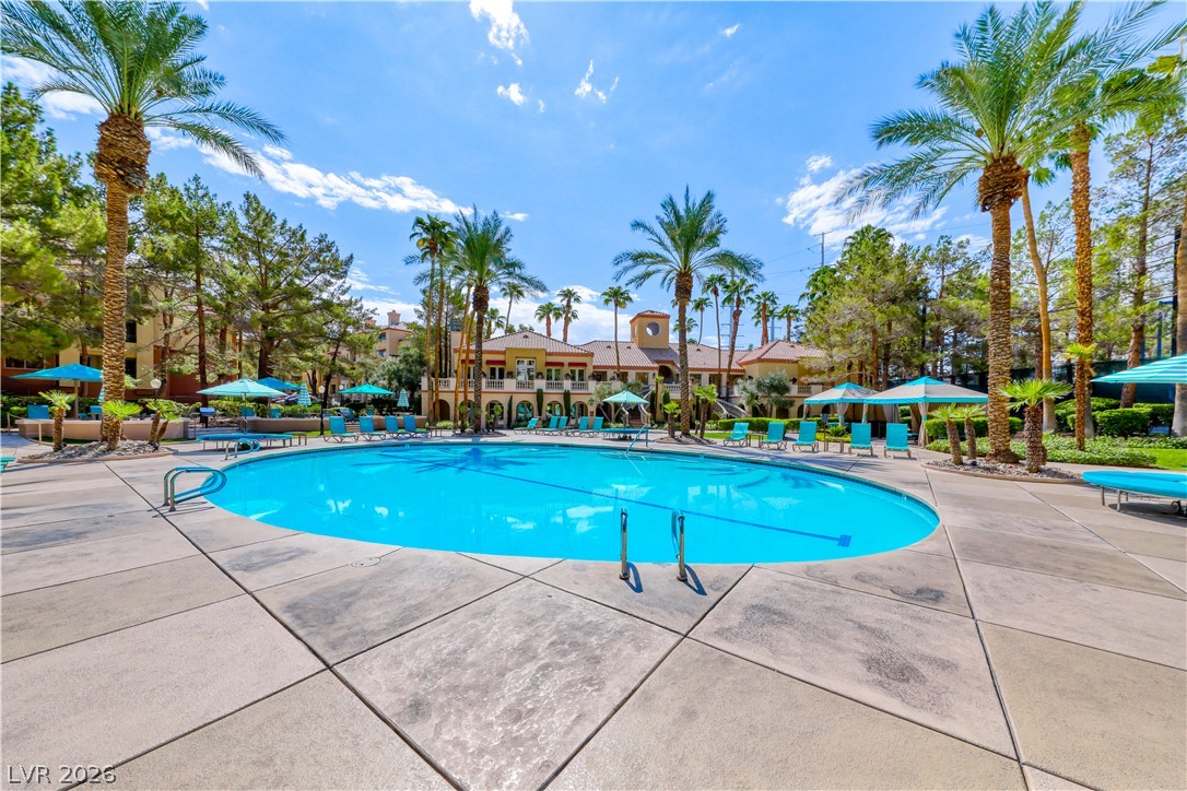 Photo 45 of 65, 260 E Flamingo Road #304