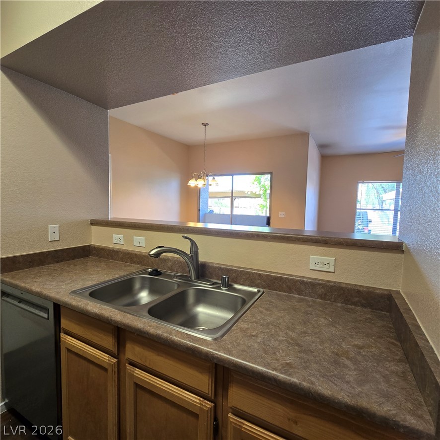 Photo 8 of 21, 45 Maleena Mesa Street #1713