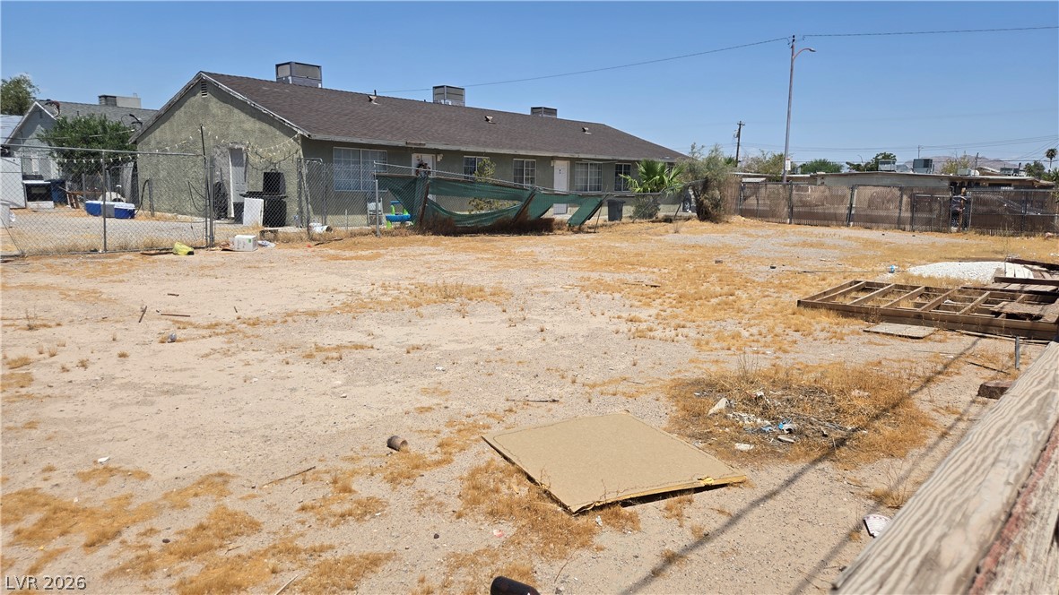 Photo 16 of 17, 2405 McCarran Street