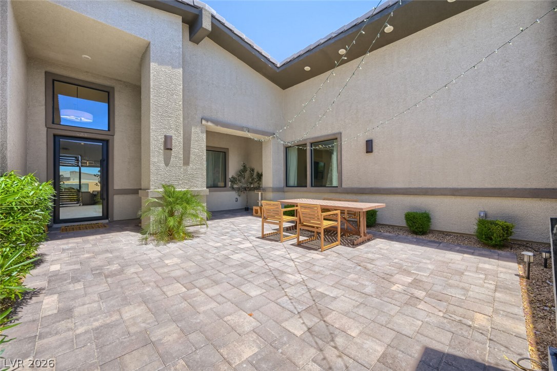 Photo 14 of 49, 8310 W Camero Avenue