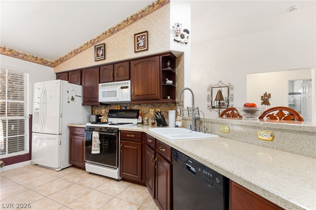 Photo 17 of 42, 5521 Cranwood Court
