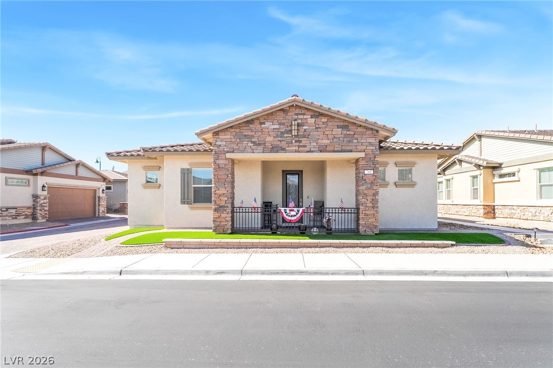783 Charming Holly Street, Henderson 89011