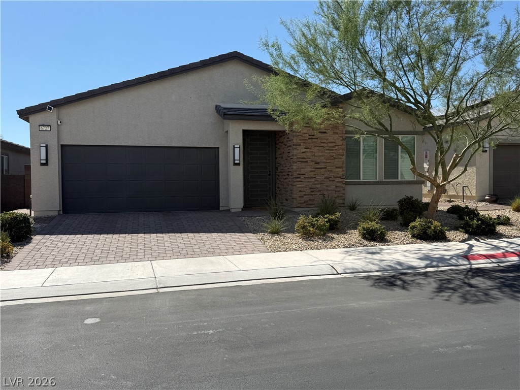 6727 Traveling Palmer Street, North Las Vegas 89086