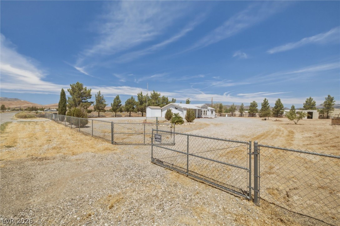 Photo 3 of 4300 Emma Street