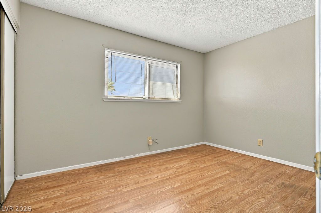 Photo 18 of 23, 1305 Jackson Avenue