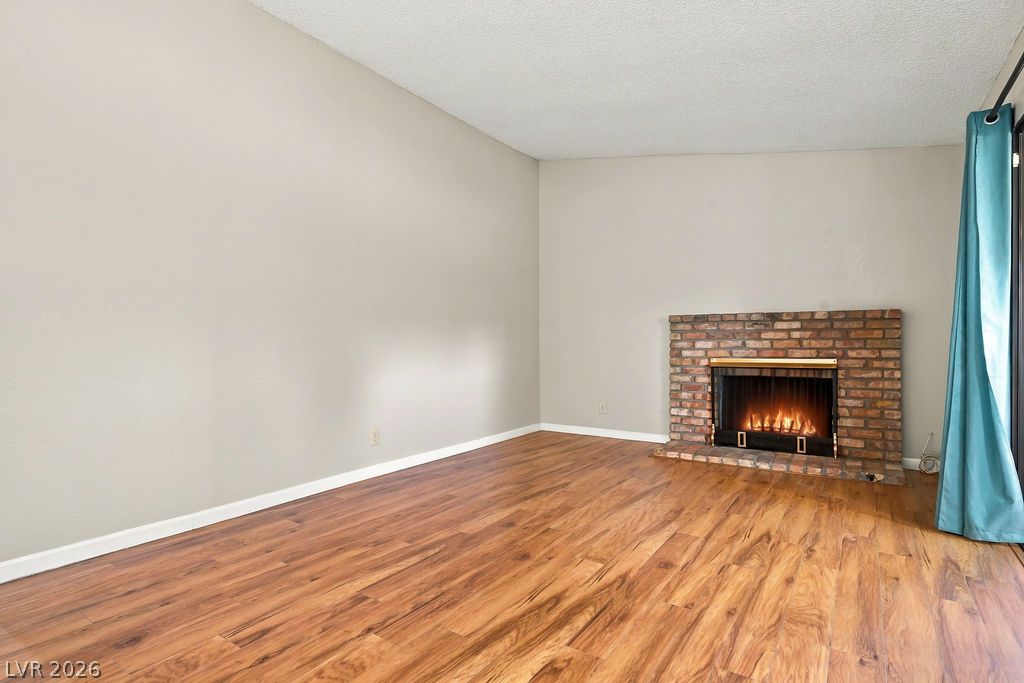 Photo 5 of 1305 Jackson Avenue