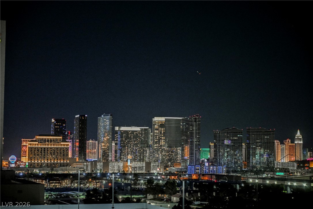 Photo 39 of 50, 4381 W Flamingo Road #912