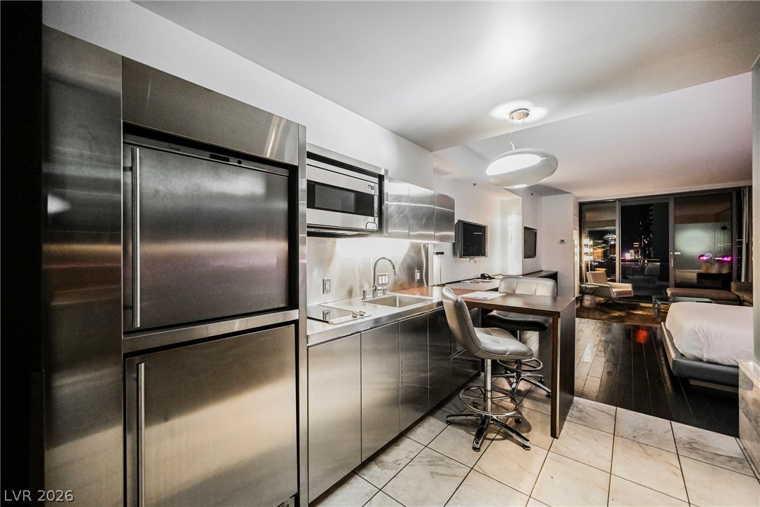Photo 20 of 50, 4381 W Flamingo Road #912