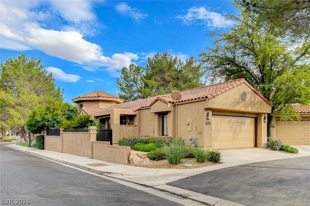 7201 Mission Hills Drive, Las Vegas