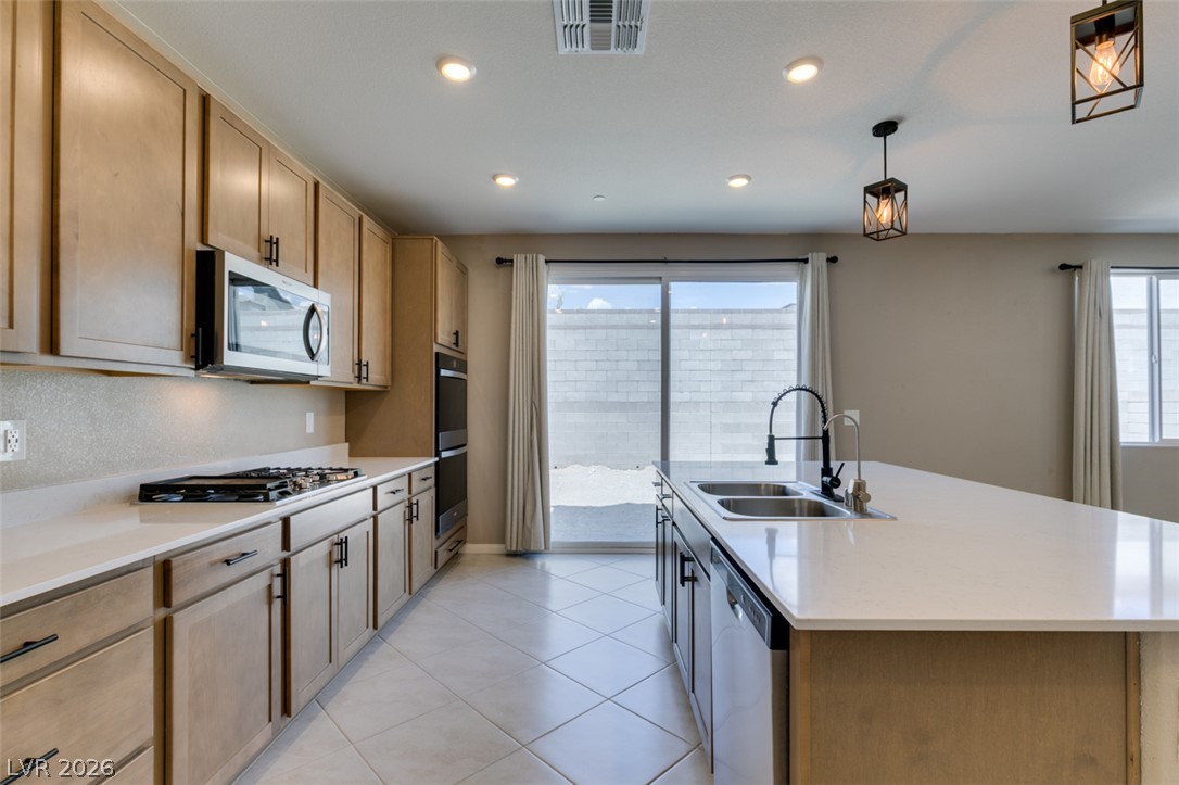 Photo 9 of 24, 9949 Locking Biner Avenue